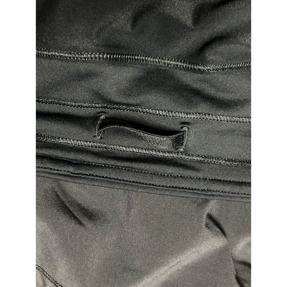 Lululemon, "Circuit Breaker Skirt II,"Women's Skort, Size 6, Black, Used - Picture 9 of 12